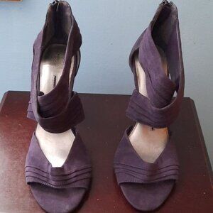 New Directions Purple Suede High Heel Open Toe Sandal Size 9.